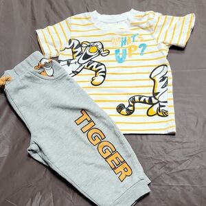 Disney Baby Tigger tee shirt and joggers